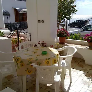https://villa-rosa-lipari.sicilyhotelsitaly.net