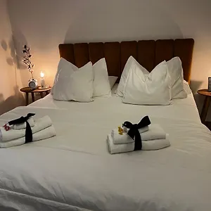 https://sea-fly-guest-house.it-romehotels.com