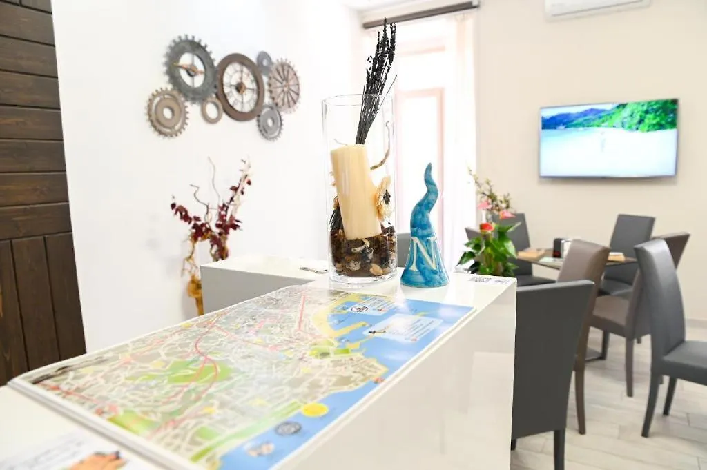 Residenza Suarez Bed & Breakfast Naples